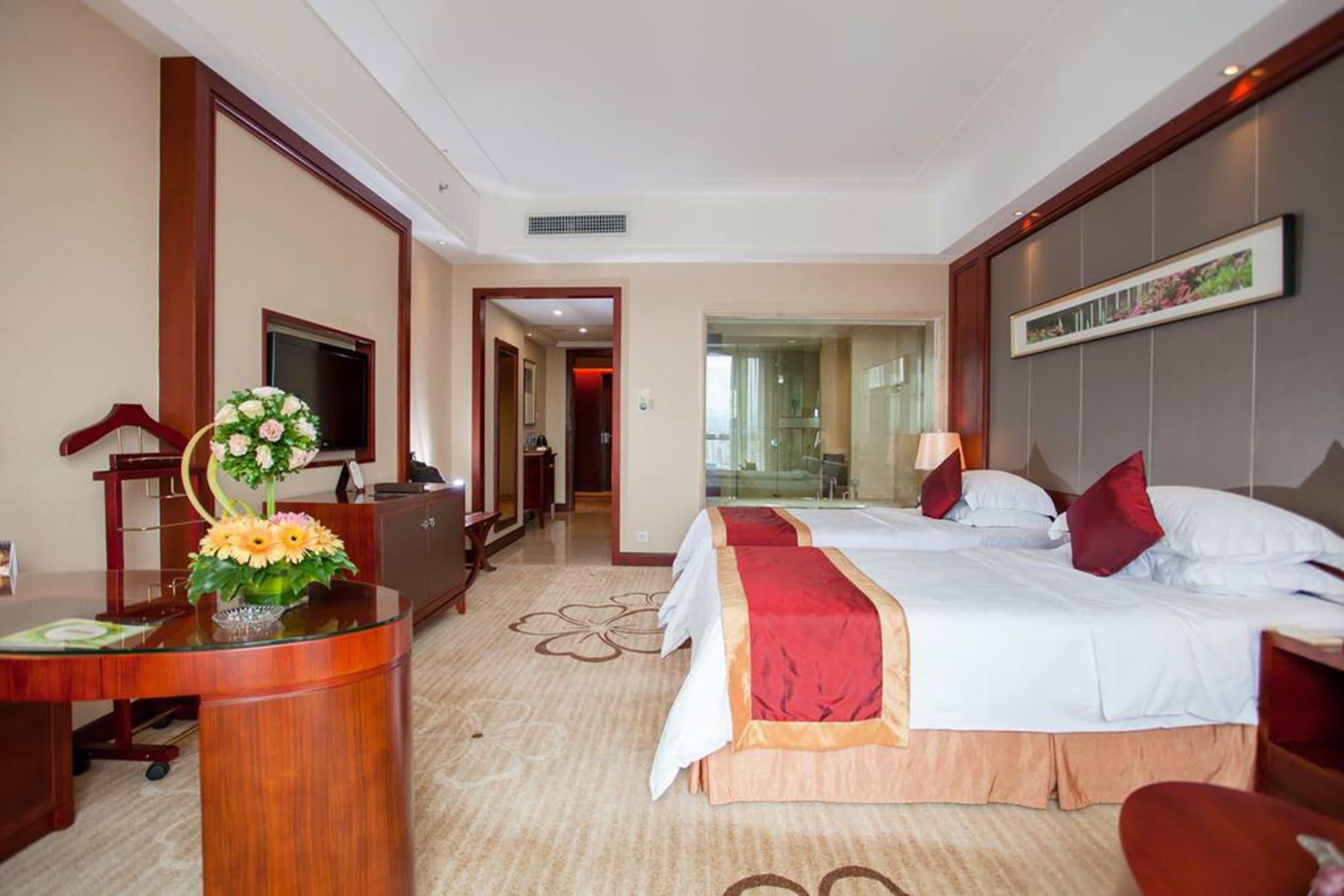 Ramada Plaza Shaoguan City Centre Экстерьер фото