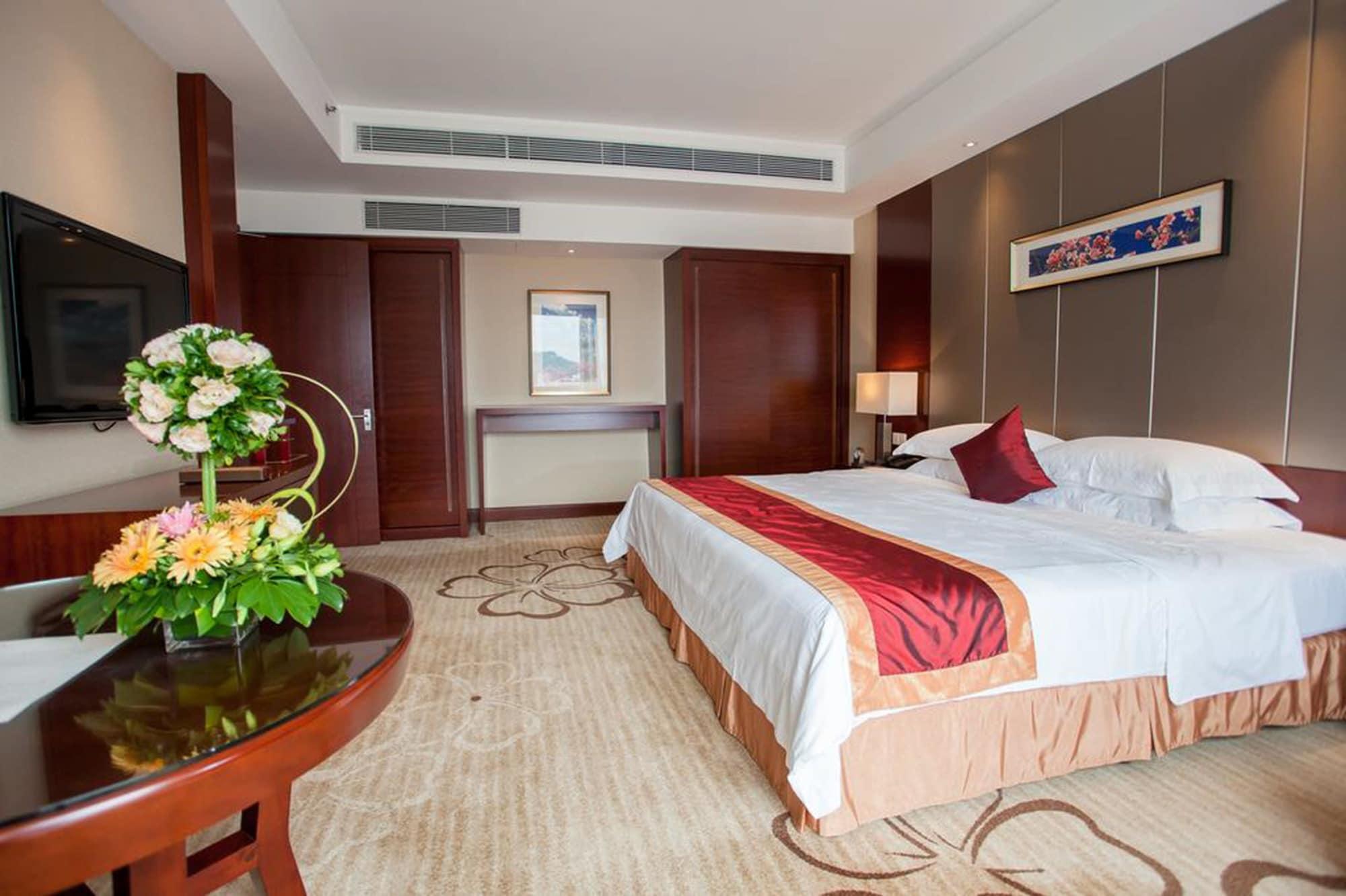 Ramada Plaza Shaoguan City Centre Экстерьер фото
