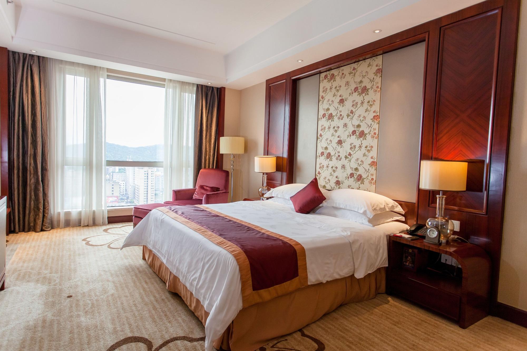 Ramada Plaza Shaoguan City Centre Экстерьер фото
