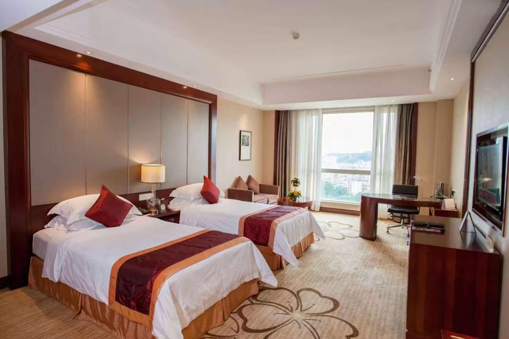 Ramada Plaza Shaoguan City Centre Экстерьер фото